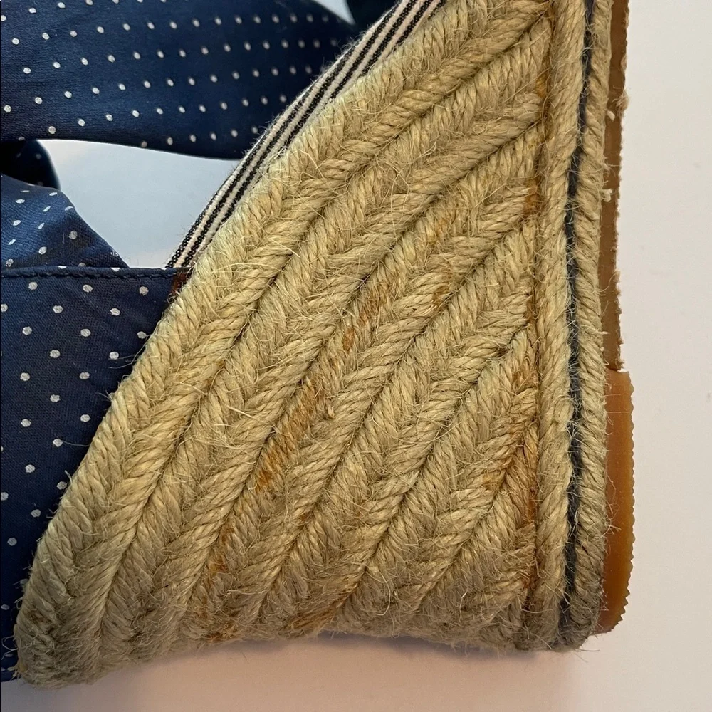 Tommy Hilfiger navy blue polkadot wedge sandals with bow tie closure